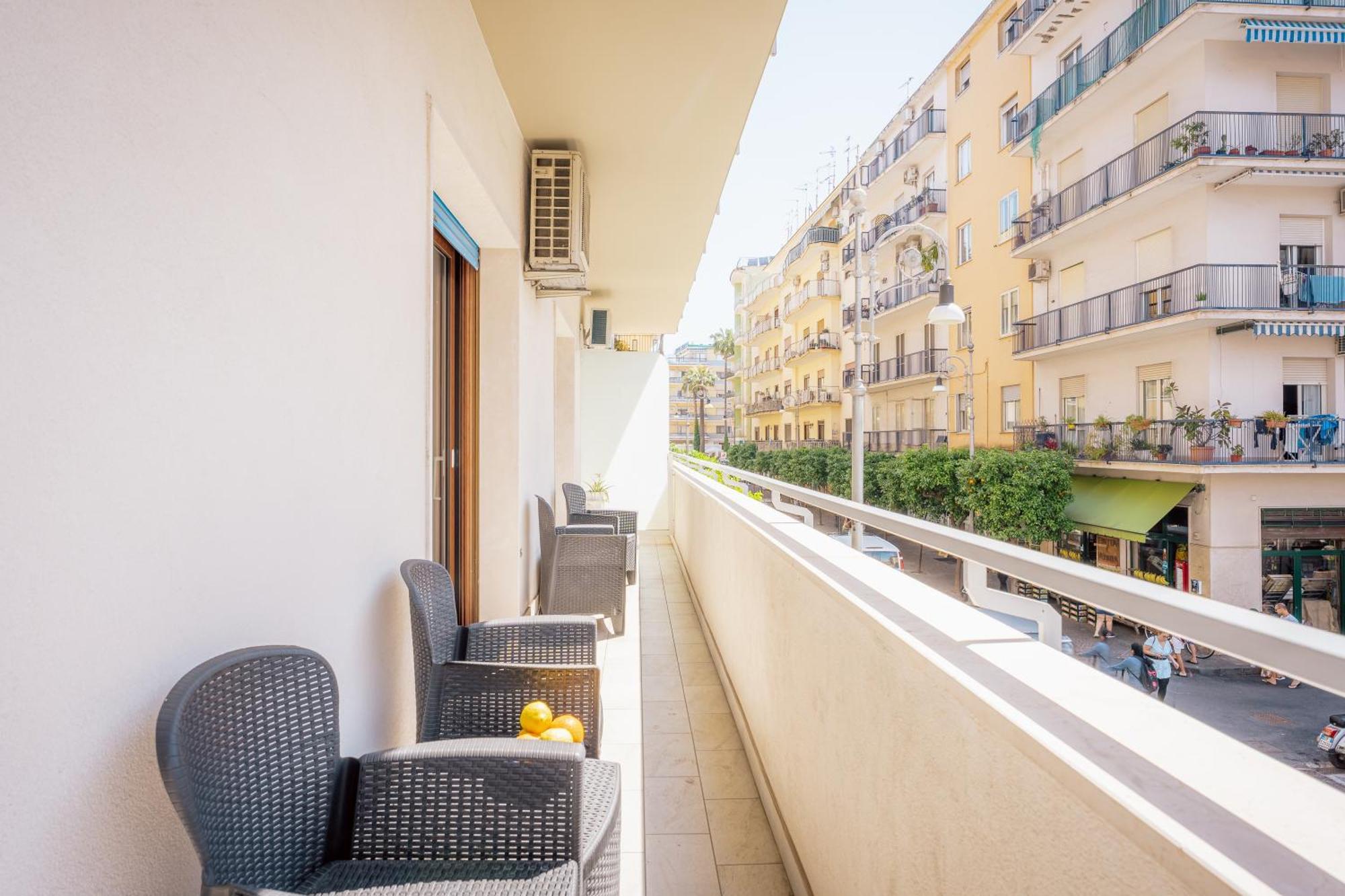 Sorrentovibes - Luxury Design Home & Jacuzzi In Heart Of Sorrento Exterior photo
