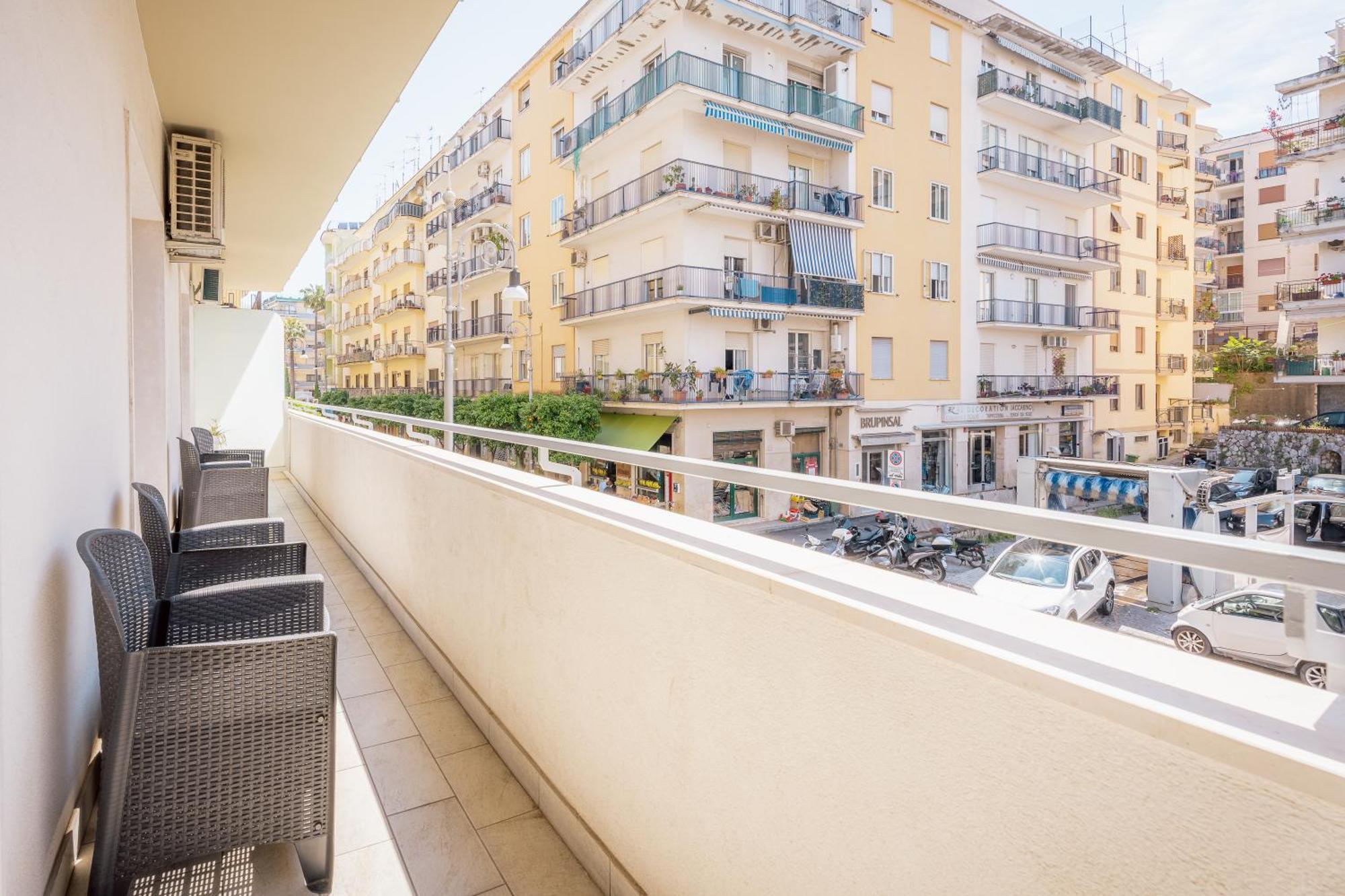 Sorrentovibes - Luxury Design Home & Jacuzzi In Heart Of Sorrento Exterior photo